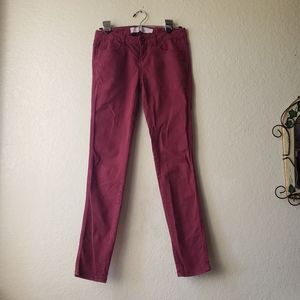 Giordano Low Rise Skinny Tapered Jeans Siz 24